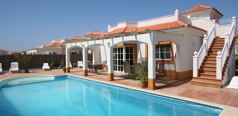 Welcome to our Private Family Villas